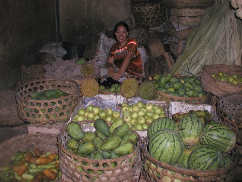 Mangos, Durian, Äpfel, Gurken, Melonen