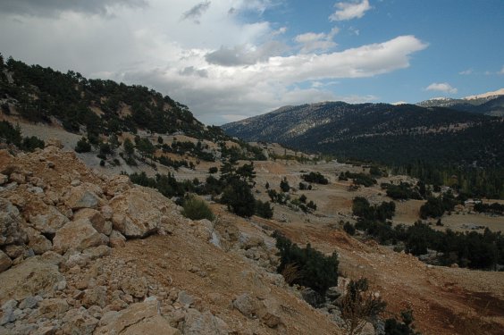 Eine sehr karge Gegend findet man zwischen KaS und Elmali.