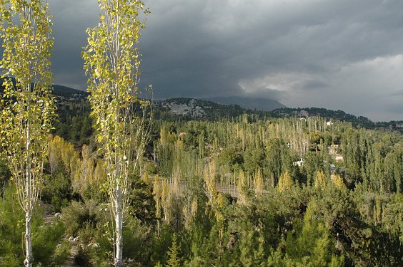 Wir dachten jeden Augenblick geht ein Gewitter los. Aber dem sind wir doch entkommen. Die Sonne bot ein sagenhaftes Schauspiel.