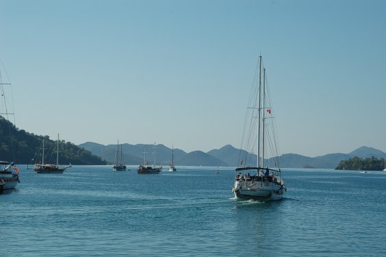 Erster Blick vom Boot in die Hafenbucht von G&ouml;cek.