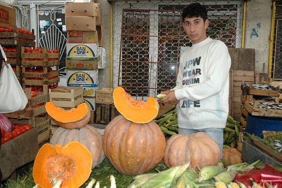 K&uuml;rbisse hei&szlig;en in der T&uuml;rkei "kabak"